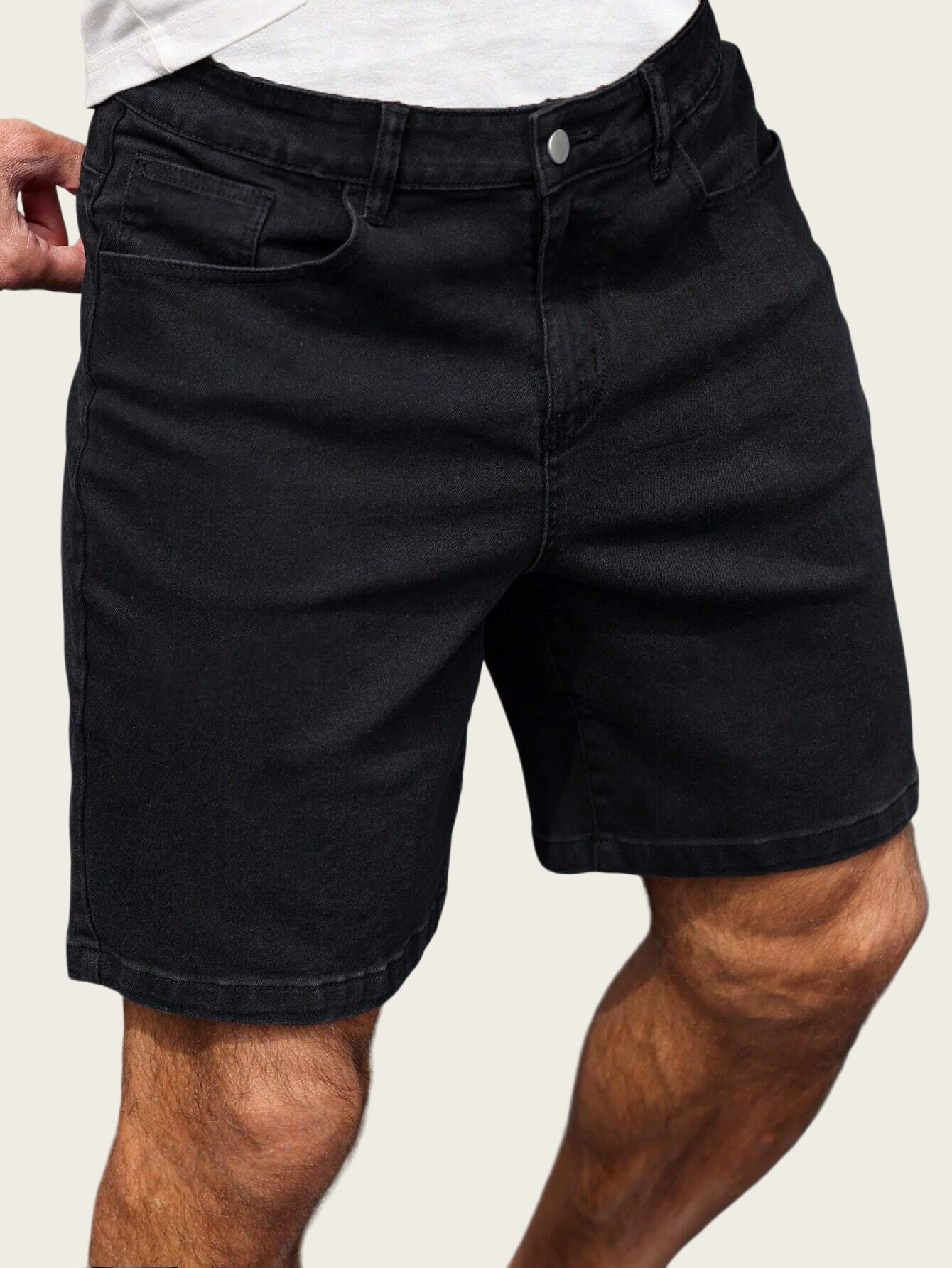 Levis Jeans 501 - شورت جينز رجالي أسود نقي ضيق